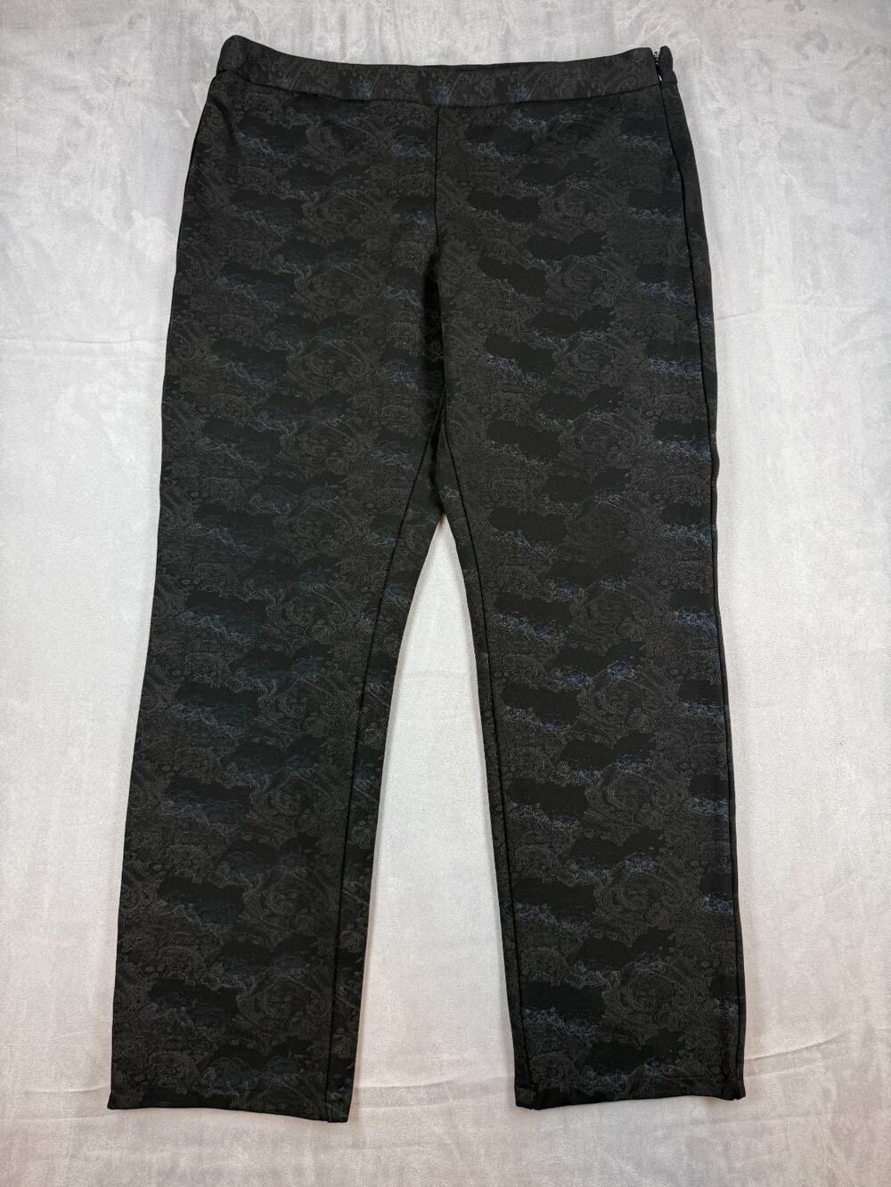 Amanda + Chelsea Women's Size 14 Black w/Gray Paisley Ankle Stretch Pant